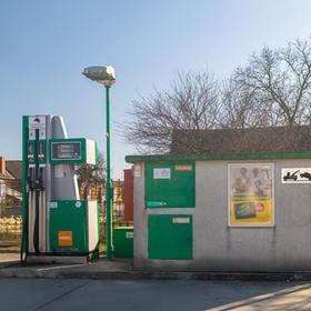 Moosbrunn - Tankstellenstandort